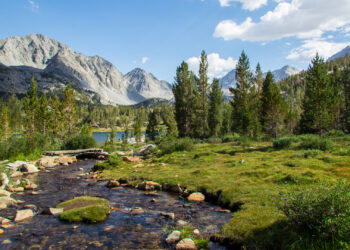 The Sierra Nevada mountains in California (iStock image)