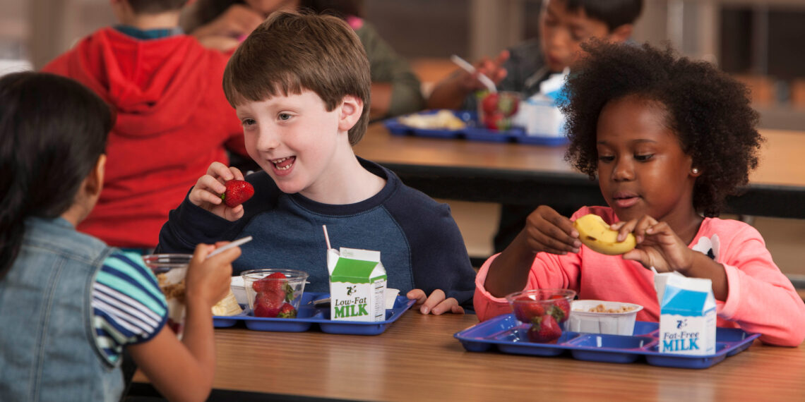 Students eating in a school cafeteria (iStock image)