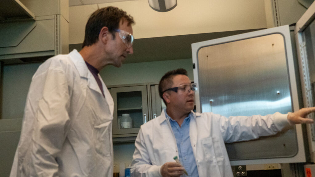 Dr. Wilmer Cuervo, recipient of the VoLo Foundation’s VISTA Award in 2023, speakers with Zay Harding, host of the television series "The Visioneers with Zay Harding." (Image courtesy of VoLo Foundation)