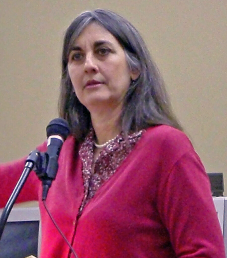 Janisse Ray speaking at a public event (Gretchen Quarterman photo, CC BY 2.0, via Wikimedia Commons)