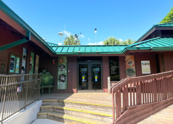 The outside of Gumbo Limbo Nature Center (Casey Gentile photo)