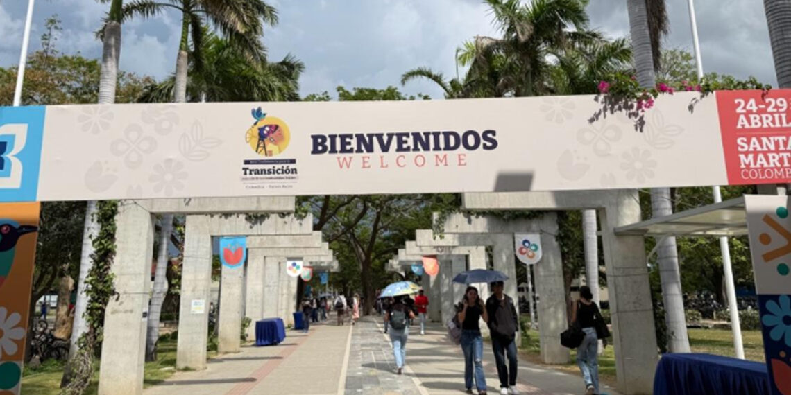 A sign at the People’s Assembly at University of Magdalena in Santa Marta on, April 27. (Esteban Rodofili/Campus Climate Corps)